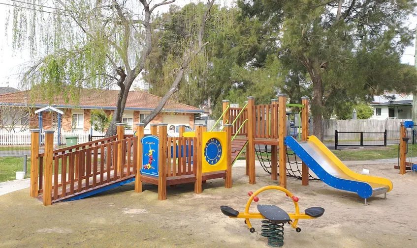 Making the Final Call: Partnering with Your Ideal Commercial Playground Equipment Suppliers