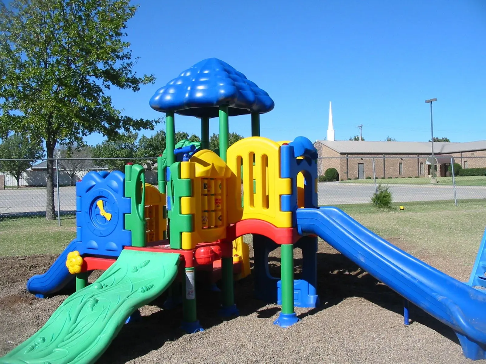 Picking the Best Daycare Outdoor Playground Equipment